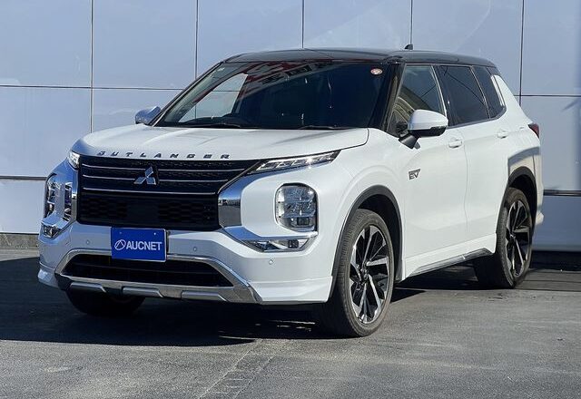 2022 Mitsubishi Outlander PHEV P