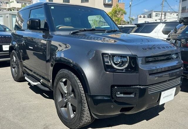 2023 Land Rover Defender 90