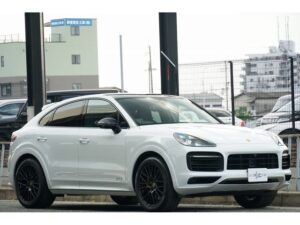 2022 Porsche Cayenne Coupe GTS 4.0