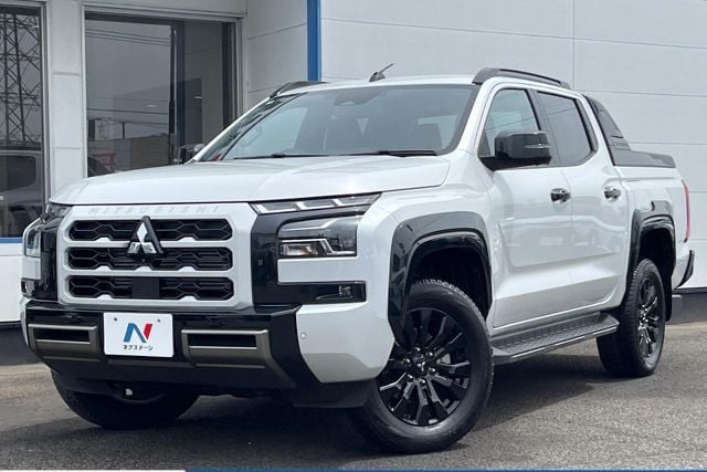 2025 Mitsubishi Triton GSR