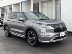 2022 Mitsubishi Outlander PHEV P 2.4