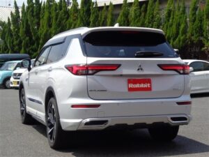 2023 Mitsubishi Outlander PHEV P 2.4 — photo 2