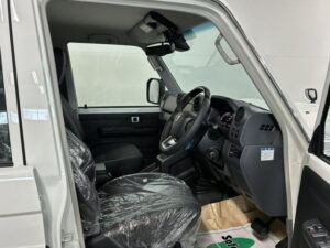 2026 Toyota Land Cruiser 76 Series AX GDJ76W 2.8L — photo 3