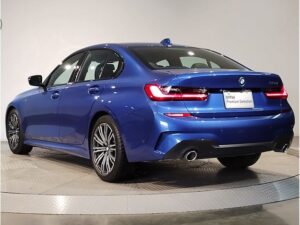 2020 BMW 320i M-Sport 2.0 — photo 2