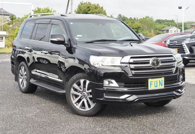 2021 Toyota Land Cruiser ZX V8
