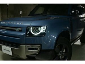 2023 Land Rover Defender 110 X-Dynamic HSE 3.0 — photo 3