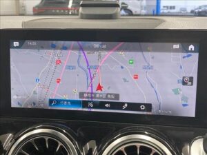 2022 Mercedes-Benz GLB200d 4MATIC 2.0 — photo 3