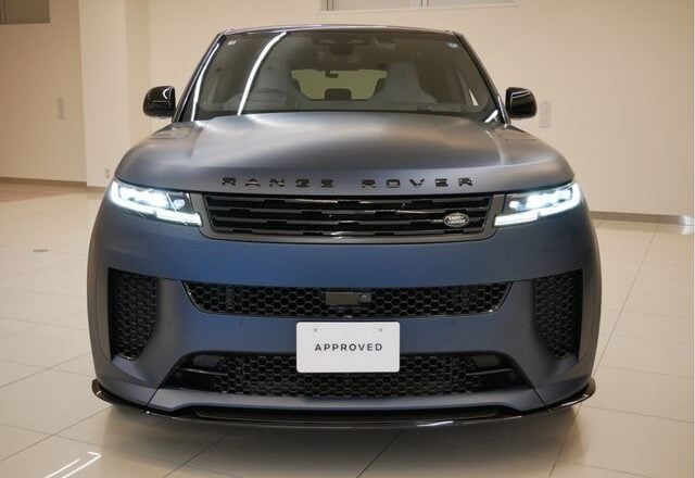2025 Range Rover Sport SV Edition 2