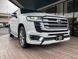 2022 Toyota Land Cruiser ZX 300 Series 3.5L — photo 4