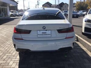 2020 BMW 320i M-Sport 2.0 — photo 4