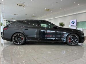 2025 BMW M5 Touring Base Grade 4.4 — photo 4