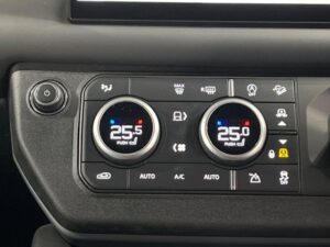 2024 Land Rover Defender 110 X-Dynamic HSE D300 3.0 — photo 4