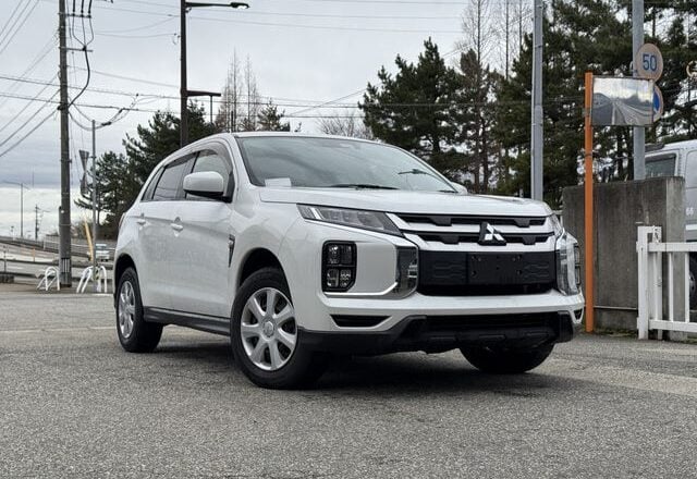 2020 Mitsubishi RVR