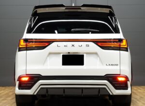 2023 Lexus LX600 3.5L — photo 2