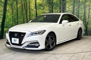 2020 Toyota Crown RS Hybrid Limited 2.5 — photo 2