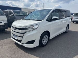 2020 Toyota Noah X 2.0