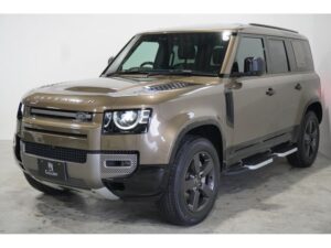 2021 Land Rover Defender 110 X-Dynamic SE 3.0 — photo 2