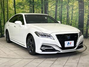 2020 Toyota Crown RS Hybrid Limited 2.5