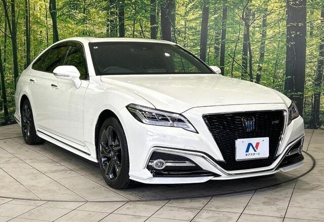2020 Toyota Crown RS Hybrid