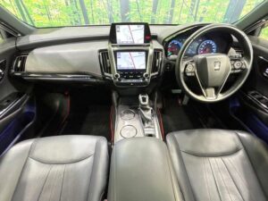 2020 Toyota Crown RS Hybrid Limited 2.5 — photo 3