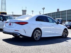 2022 Mercedes-Benz C220d Avantgarde AMG Line 2.0 — photo 3