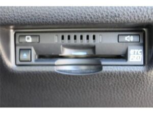 2020 Toyota Harrier Z Leather Package Hybrid 2.5 — photo 4
