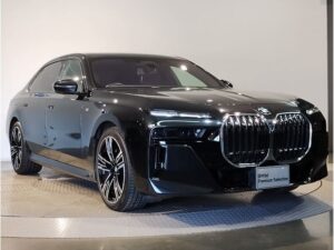 2023 BMW 740i M Sport 3.0 — photo 1