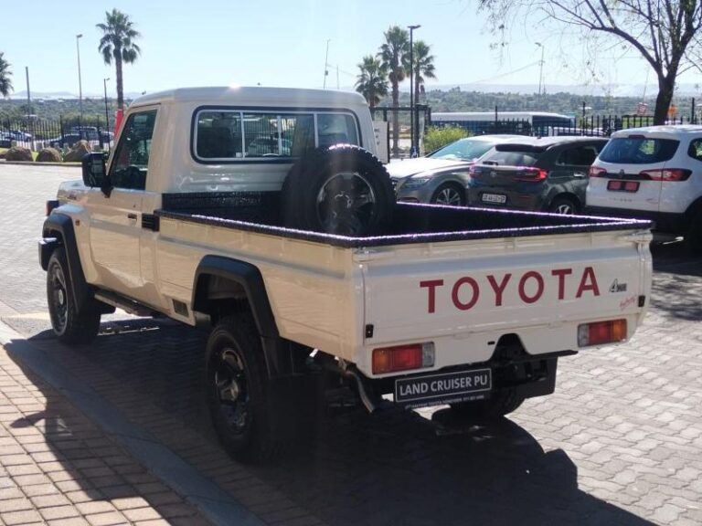 2026 Toyota Land Cruiser GDJ79 Single Cab 4.2D — photo 6