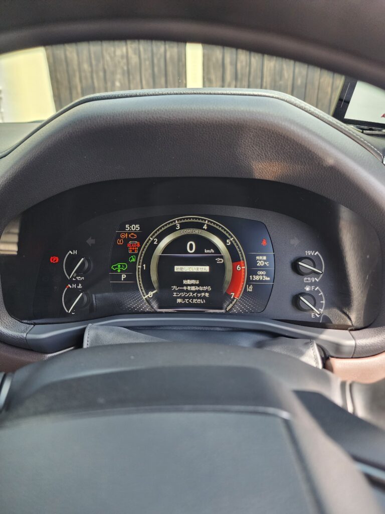2023 Lexus LX600 3.5L — photo 28 of 37