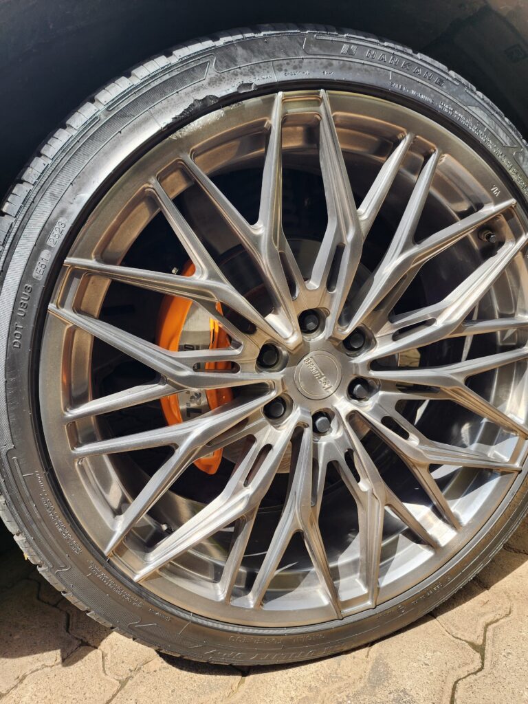 2023 Lexus LX600 3.5L — photo 11 of 37