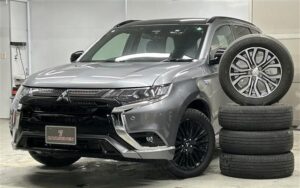 2021 Mitsubishi Outlander PHEV 2.4 G Plus Package — photo 2