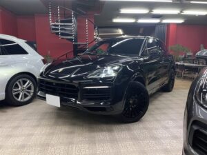 2019 Porsche Cayenne Base Grade 3.0 — photo 2