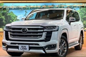 2023 Toyota Land Cruiser ZX 300 Series 3.5L — photo 2