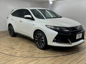 2019 Toyota Harrier Elegance GR Sport 2WD 2.0 — photo 1