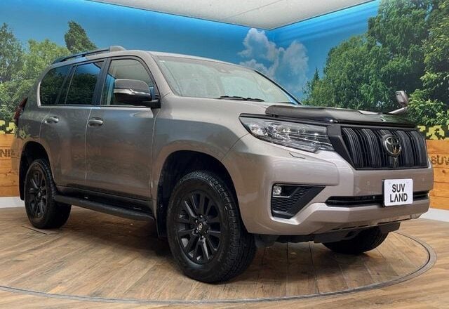 2022 Toyota Land Cruiser Prado