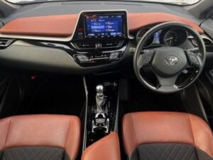 2019 Toyota C-HR G Hybrid 1.8 — photo 3