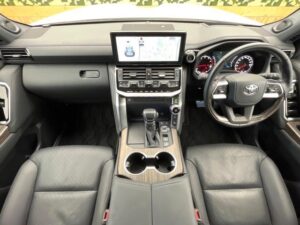 2023 Toyota Land Cruiser ZX 300 Series 3.5L — photo 2