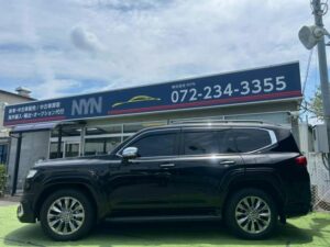 2023 Toyota Land Cruiser ZX 300 Series 3.5L — photo 2