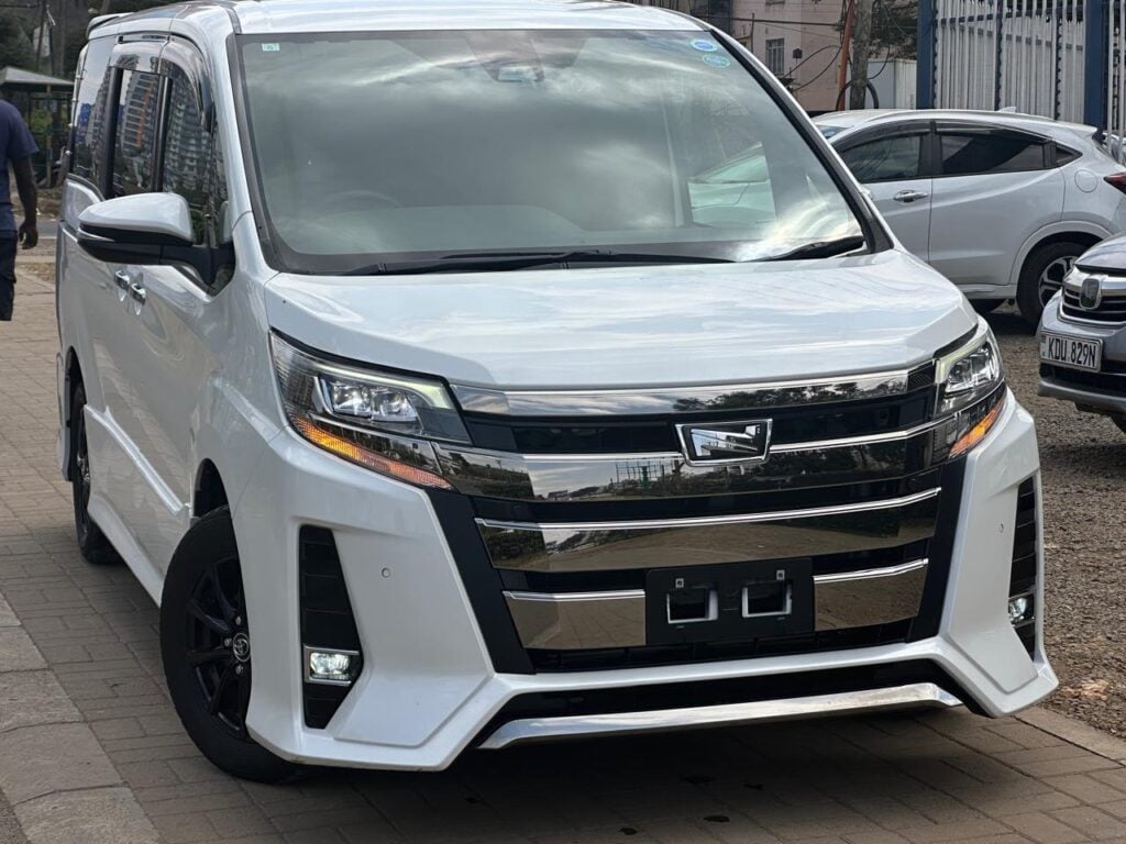 2019 Toyota Noah WXB