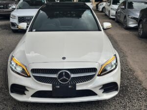 2019 Mercedes-Benz C200 Laureus Edition AMG Line 1.5 — photo 2
