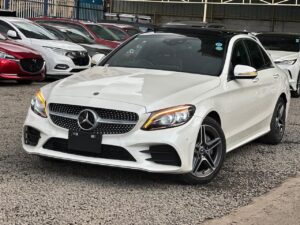 2019 Mercedes-Benz C200 Laureus Edition AMG Line 1.5 — photo 3
