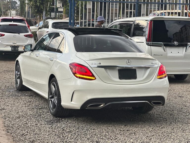 2019 Mercedes-Benz C200 Laureus Edition AMG Line 1.5 — photo 5