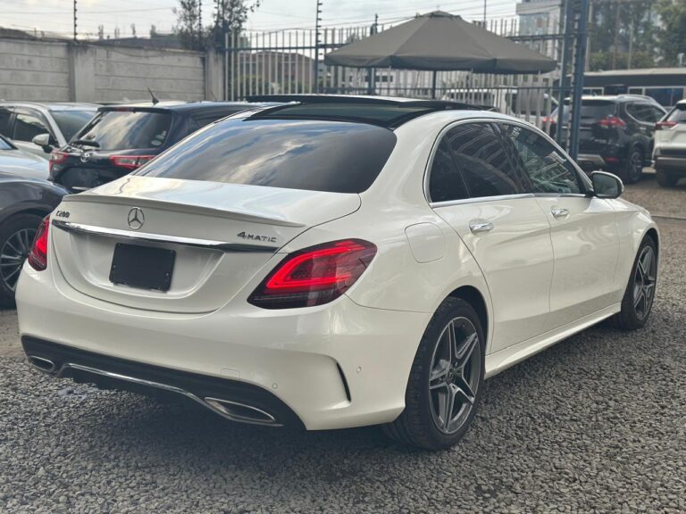 2019 Mercedes-Benz C200 Laureus Edition AMG Line 1.5 — photo 7