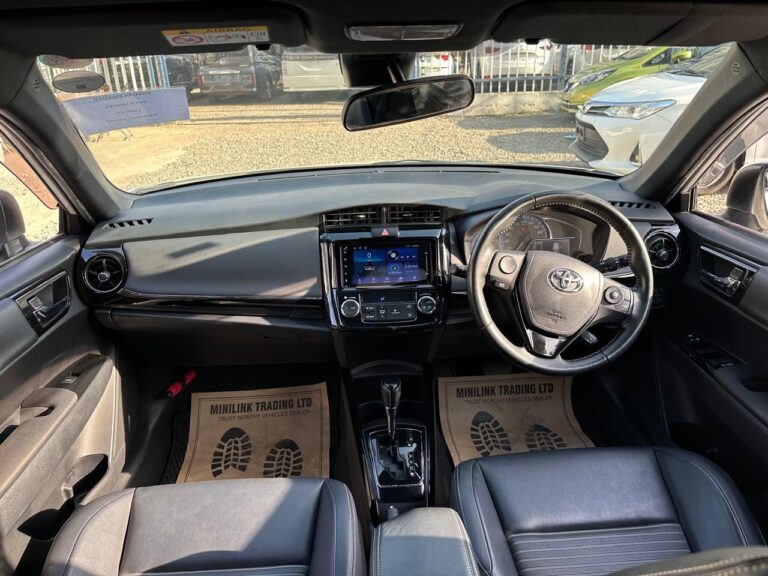 2018 Toyota Fielder WXB Hybrid 1.5 — photo 7
