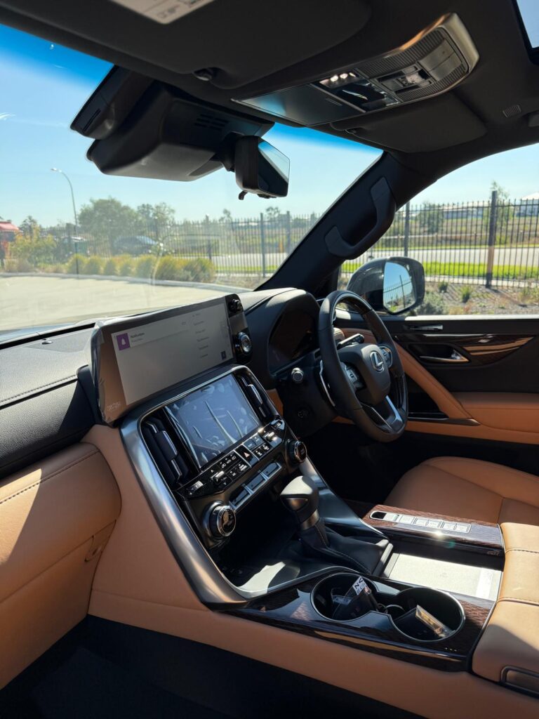 2026 Lexus LX500d 3.3 — photo 4