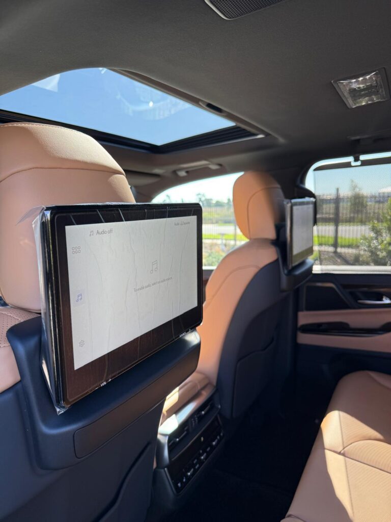 2026 Lexus LX500d 3.3 — photo 6