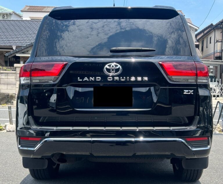 2023 Toyota Land Cruiser ZX 300 Series 3.5L — photo 5