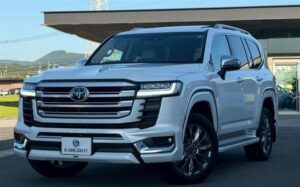 2023 Toyota Land Cruiser ZX 300 Series 3.5L — photo 2