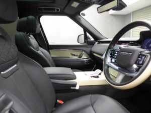 2025 Range Rover Vogue SV P615 SWB 4.4 — photo 2
