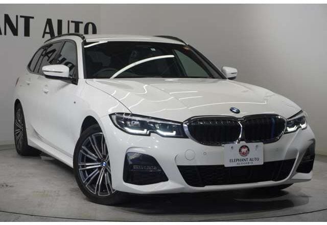 2020 BMW 320i M-Sport Touring